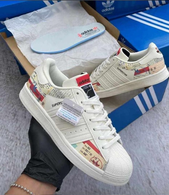 ADIDAS Superstar