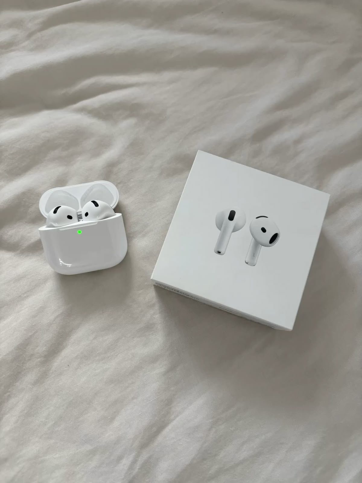AirPods 4