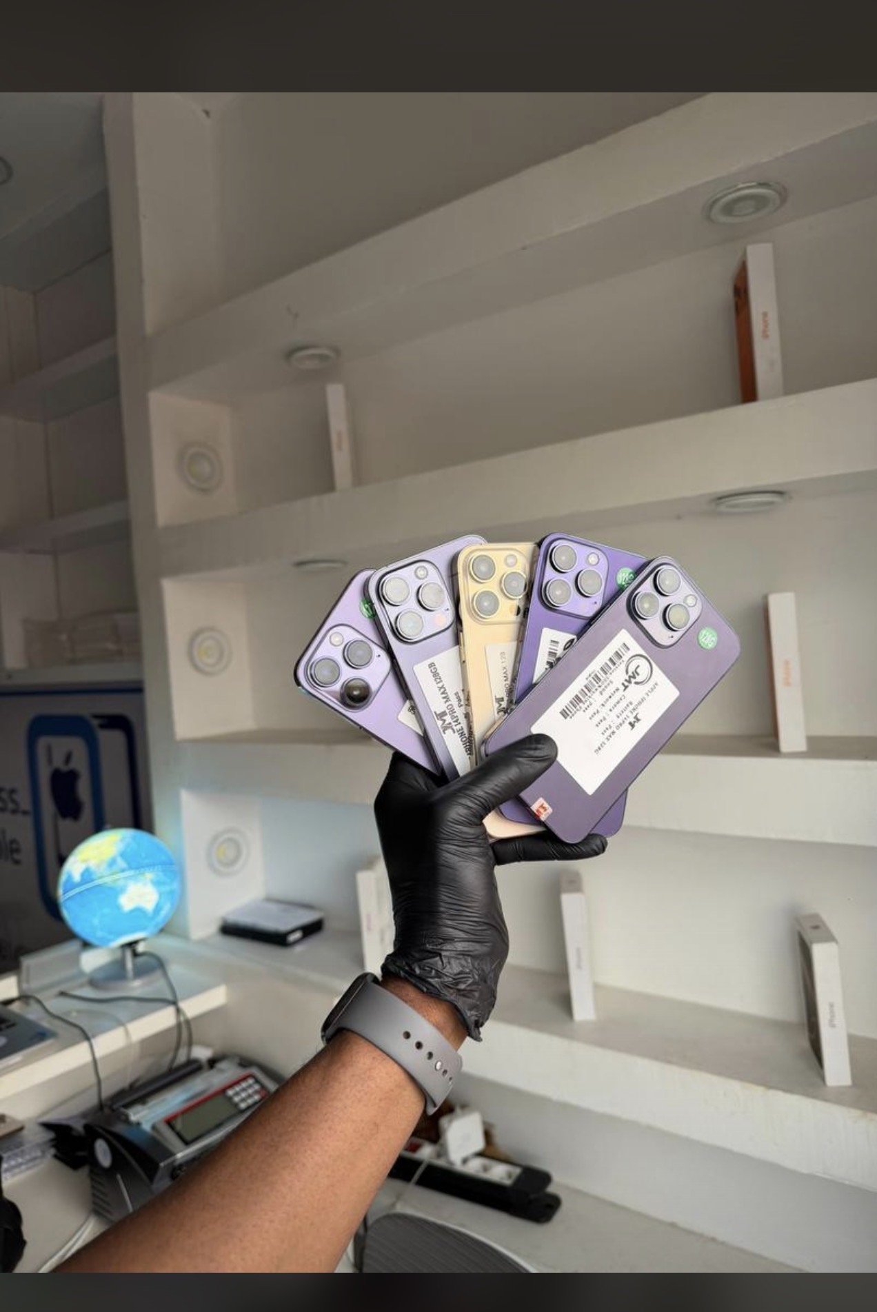 iPhone 14 Pro casi neuf ✅????️